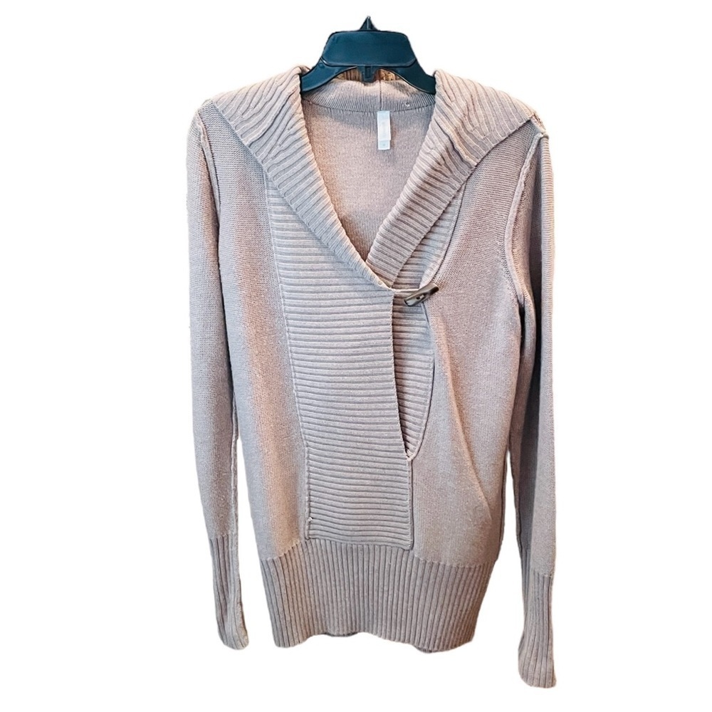 GAP Body women’s long hooded v-neck sweater toggle button SZ M tan beige